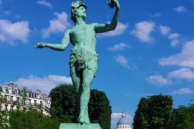 1st Day in Paris Discovery Private Tour: 'How-to' Orientation & Sightseeing Fun! - The Louvre from the outside