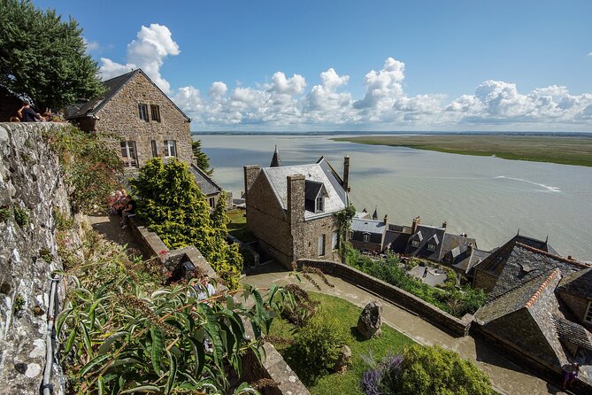 2-Hour Guided Walking tour of the Mont Saint Michel - The language and timing problem