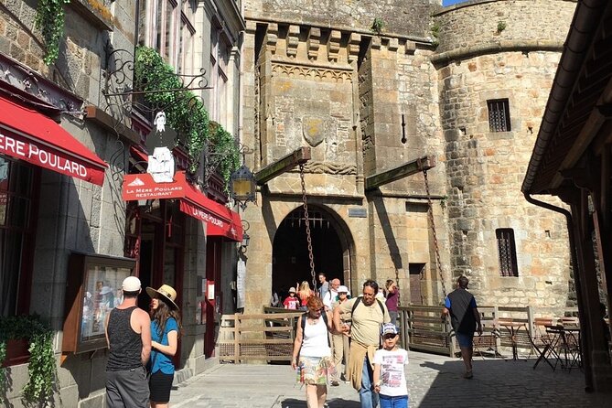 2-Hour Guided Walking tour of the Mont Saint Michel - Smart ways to make the visit better