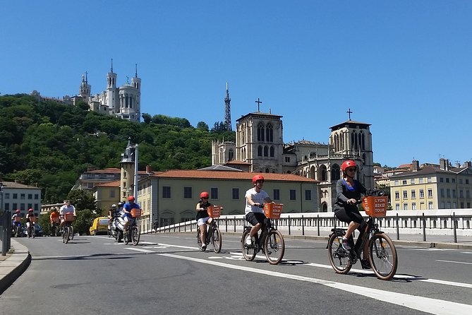 2h - Electric Bike Tour of Lyon with a Local Guide - Old Lyon, the cathedral, and the city’s central squares