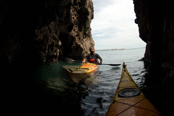 3 Hour of Sea Kayak Trip in the Creeks of Sete - What to bring for three hours on the water