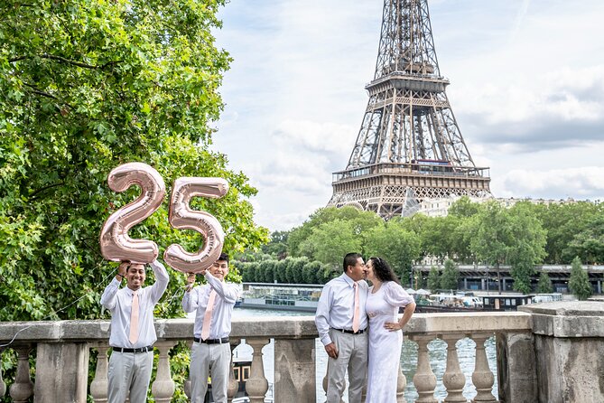 30 min photosession in Paris, all photos sent and edited - Weather flexibility, with a practical limit