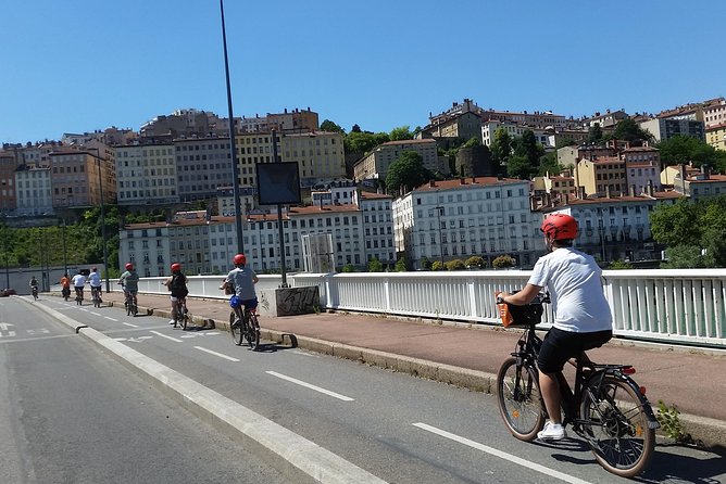 3h - Electric Bike Tour of Lyon with a Local Guide - City Hall and the Bartholdi Fountain