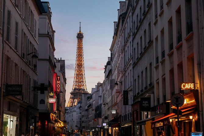 A Magical Evening in Paris With Locals: PRIVATE City Walking Tour - Place de la Concorde and the Champs-Elysées
