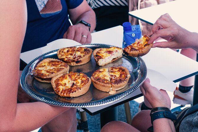 A Morning in Paris Food Tour: Croissants, Baguettes & Chocolate - How much food do you really get?