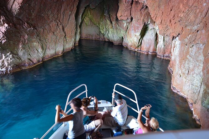 Afternoon in Scandola and creeks of Piana with stop in Girolata - Leaving Cargèse and settling into the boat