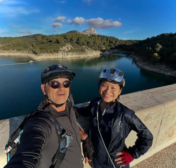 Aix-en-Provence: E-Bike Tour of Mount Sainte-Victoire - The countryside route and its changing surfaces
