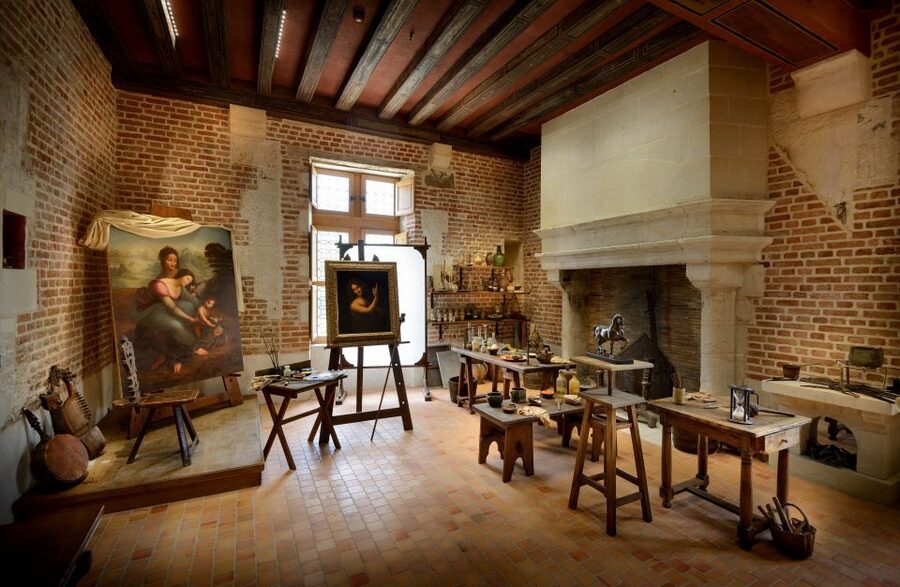 Amboise: Clos Lucé Castle, Da Vinci Park and Museum Ticket - Forty invention models bring the drawings to life
