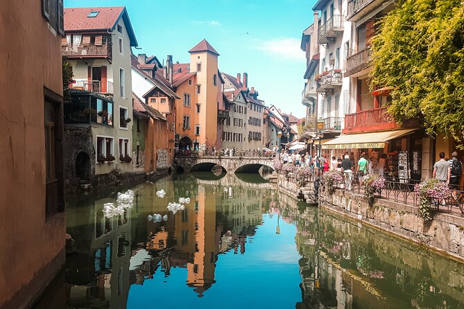 Annecy Food Tour – A Full French Meal Experience by Do Eat Better - Pastry and chocolate on Rue Président Favre