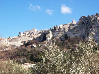 Pont du Gard, Saint Remy and Les Baux Half-Day Tour