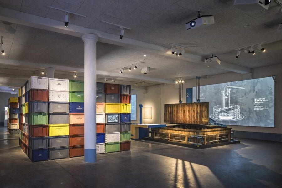 Aÿ-Champagne: Pressoria Champagne Museum with Tasting - Languages, access, and planning details