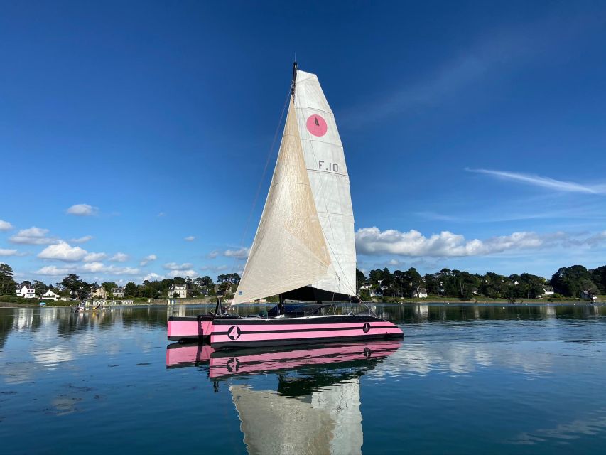 Baden: Gulf of Morbihan Exploration by Catamaran - Crew service and the onboard mood