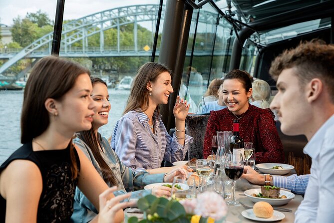Bateaux Parisiens Seine River Gourmet Lunch & Sightseeing Cruise - The route from the Eiffel Tower to the eastern turn