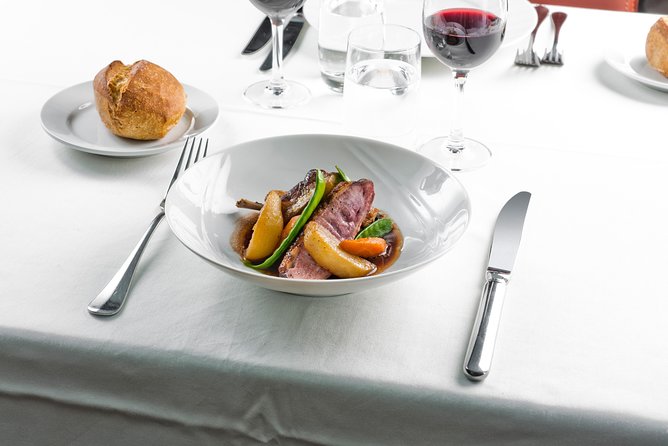 Bateaux Parisiens Seine River Gourmet Lunch & Sightseeing Cruise - Is the $100.98 price good value?