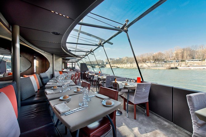 Bateaux Parisiens Seine River Gourmet Lunch & Sightseeing Cruise - Choosing between Etoile, Privilege, and Premier