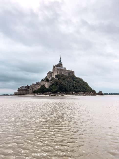 Bay of Mont Saint-Michel : Quicksands And Discovery - The view of Mont Saint-Michel from the water side