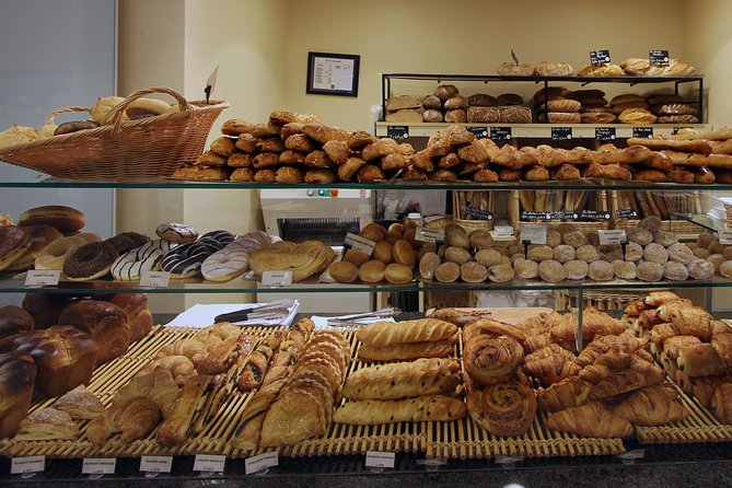 Behind the Scenes of a Boulangerie: French Bakery Tour in Paris - Pastries, croissants, and the sweet side of the kitchen