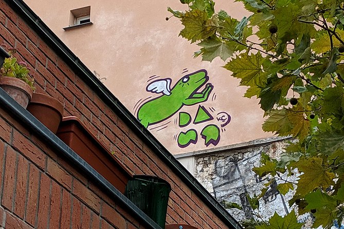 Belleville Street Art Tour with an Artist - Why the artist guide changes the experience