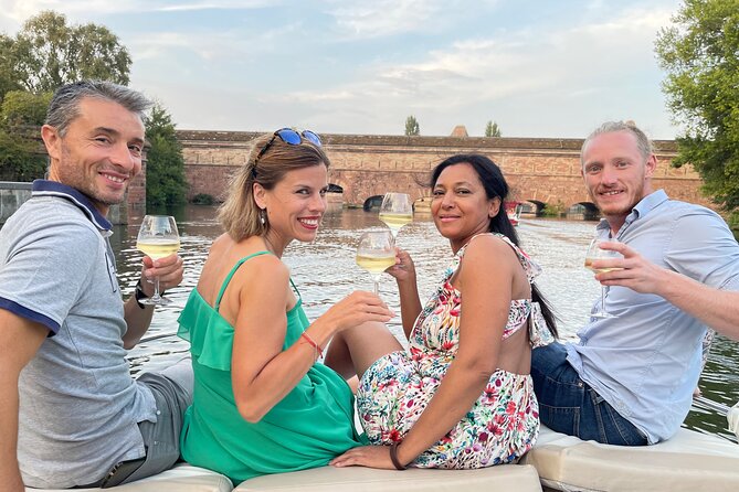 BOAT ALSACE Visit Strasbourg in a private boat + Captain - Why Strasbourg makes sense from a private boat