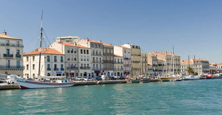 Boat walk in Sete on the singular island 1 hour - The sights you are likely to notice from the water