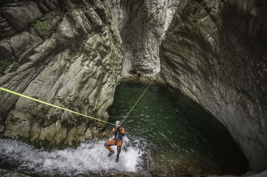 Bocognano: Corsica Richiusa Canyon Tour - What I like, and what gives me pause