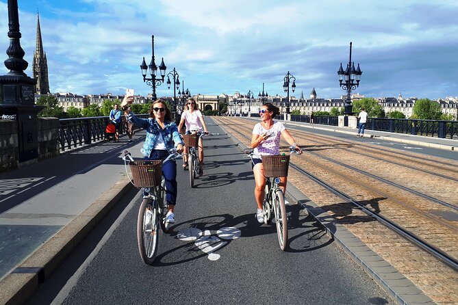 Bordeaux bike tour "The Best of Bordeaux" - Starting at 47 Rue de la Rousselle