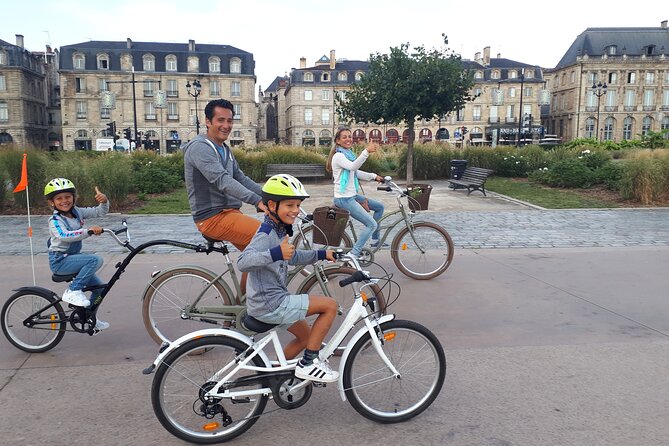 Bordeaux bike tour "The Best of Bordeaux" - Darwin and the Jacques Chaban-Delmas Bridge