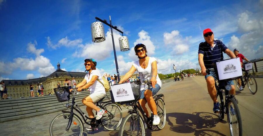 Bordeaux: Essentials 3-Hour Bike Ride - Why a bicycle is the right way to see Bordeaux