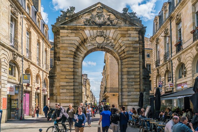 Bordeaux Food Tour – A Full French Meal by Do Eat Better - Finishing with chocolate at Place Gambetta