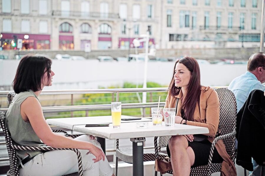 Bordeaux: Guided Wine and Canelé Discovery Cruise - Why Bordeaux is best understood from the Garonne