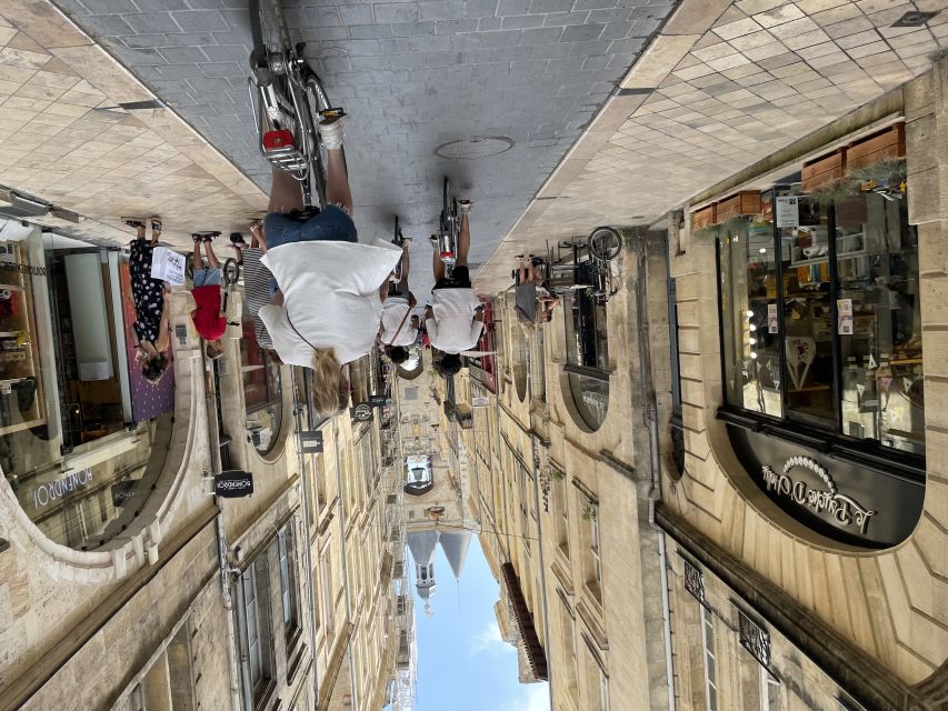 Bordeaux: Historic Center & Chartrons District Bike Tour - What the guides add to the ride