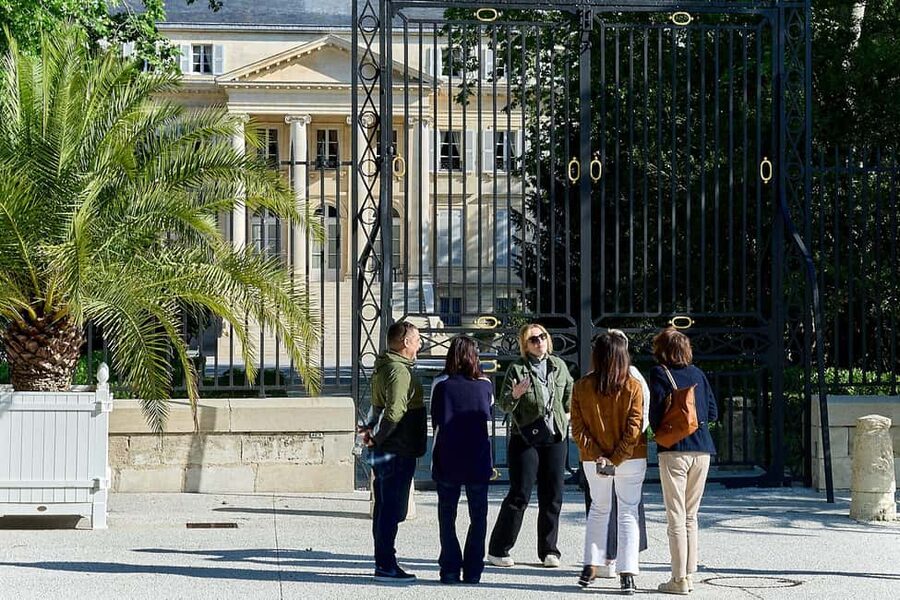Bordeaux: Saint-Emilion and Medoc Full-Day Wine Experience - Crossing to Médoc and the Left Bank