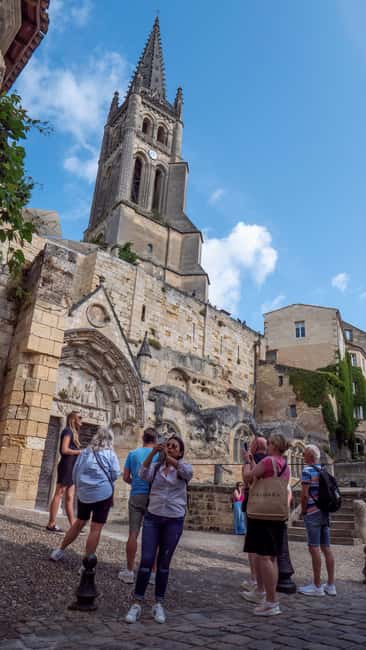 Bordeaux: Saint-Emilion and Medoc Full-Day Wine Experience - The Château Margaux photo stop