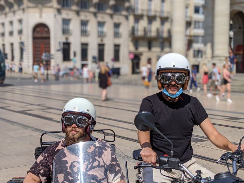 Bordeaux: Sightseeing by Side Car - Place de la Bourse and the riverfront