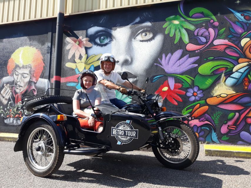 Bordeaux: Sightseeing by Side Car - Grosse Cloche and the old streets