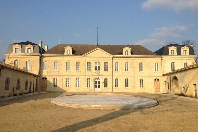 Bordeaux Super Saver Wine Tasting class and St Emilion region - Walking through Saint-Émilion village