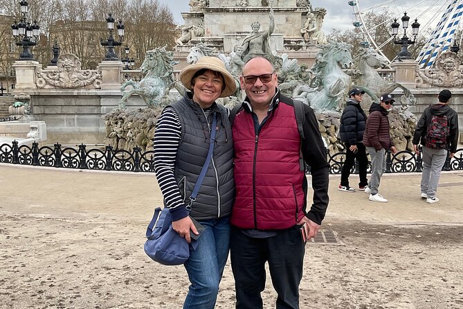 Bordeaux Walking Tour with a Local Private Guide - Saint-Pierre and the former port