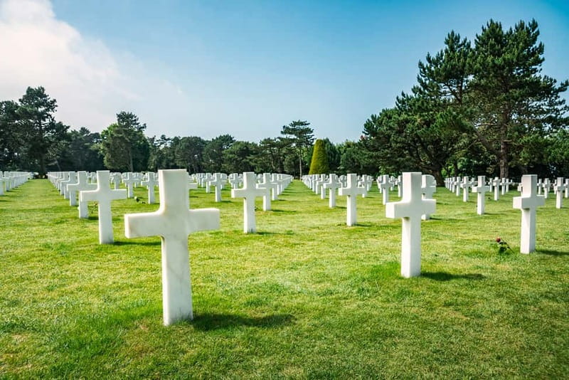 Caen: Guided D-Day Sites Tour & Caen Memorial Museum Ticket - One hour at Pointe du Hoc