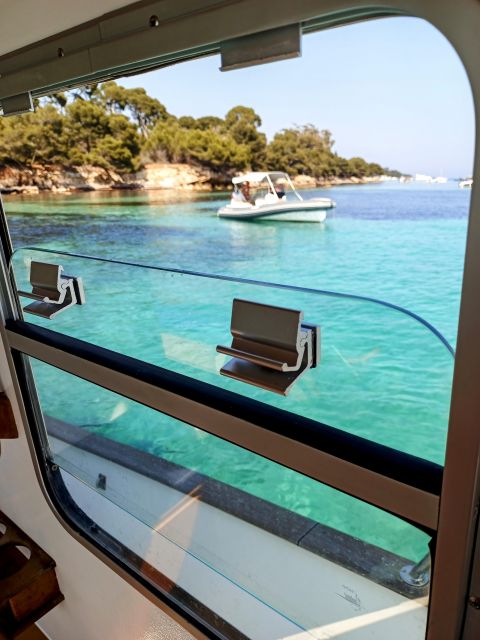 Cannes: Private Boat Trip to Lerins Islands & Cap d'Antibes - Leaving Camille Rayon Marina for the open coast