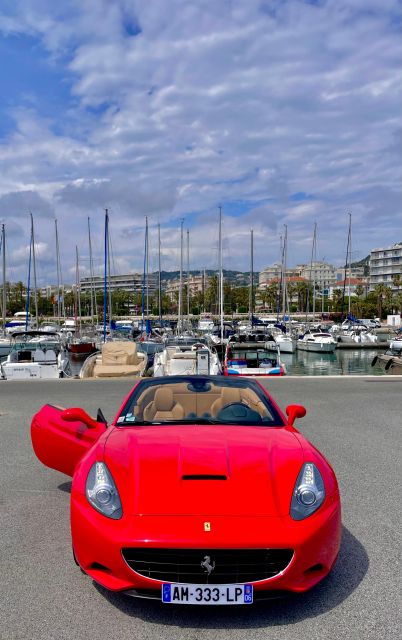 Cannes : Visite guidée en Ferrari sur les routes de Cannes - Cruising the Croisette from the Martinez