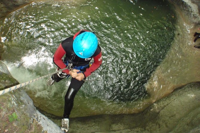 Canyoning discovery 3h in Aix les bains / Chambéry: Ternèze - The journey from Annecy to Curienne