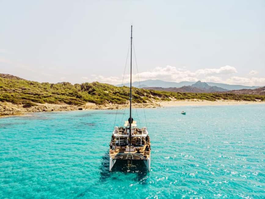 Catamaran day excursion - Key points to know before booking