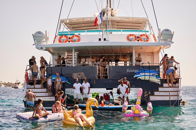 Catamaran from Cannes - Lunch, drinks, and what is included