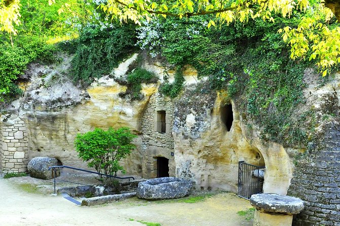 Cave Museum Village Troglodyte of Rochemenier Admission Ticket - A village of 250 rooms, not just a single cave