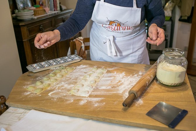 Cesarine: Small group Pasta and Tiramisu class in Montepulciano - Rolling Fresh Pasta by Hand