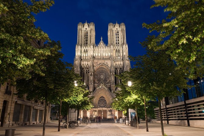 Champagne and Reims Tasting Day Trip from Paris - A three-course lunch in the Montagne de Reims area