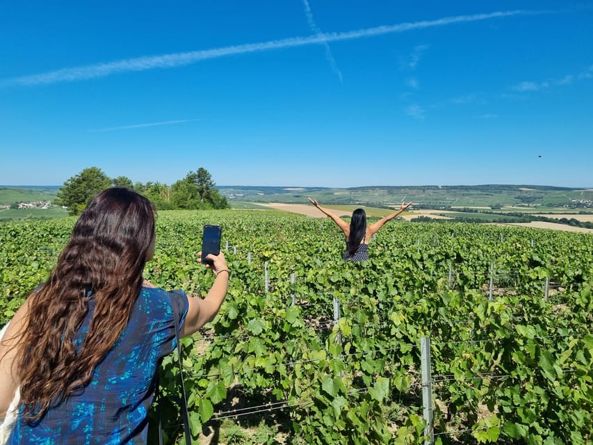 Champagne Vineyard Experience: Delve into the terroir - Who will enjoy this Champagne experience