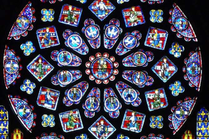 Chartres Cathedral 5 Hours Tour from Paris with Private Transport - Reading the labyrinth, crypt, and carved figures