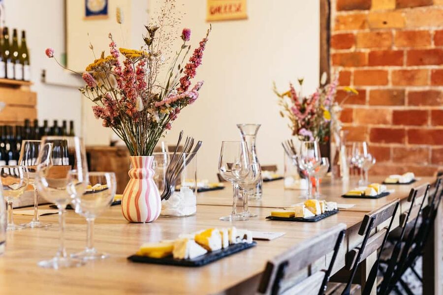 Cheese & Wine Tasting in Montmartre with Local Cheesemonger - Five wines that explain the pairings
