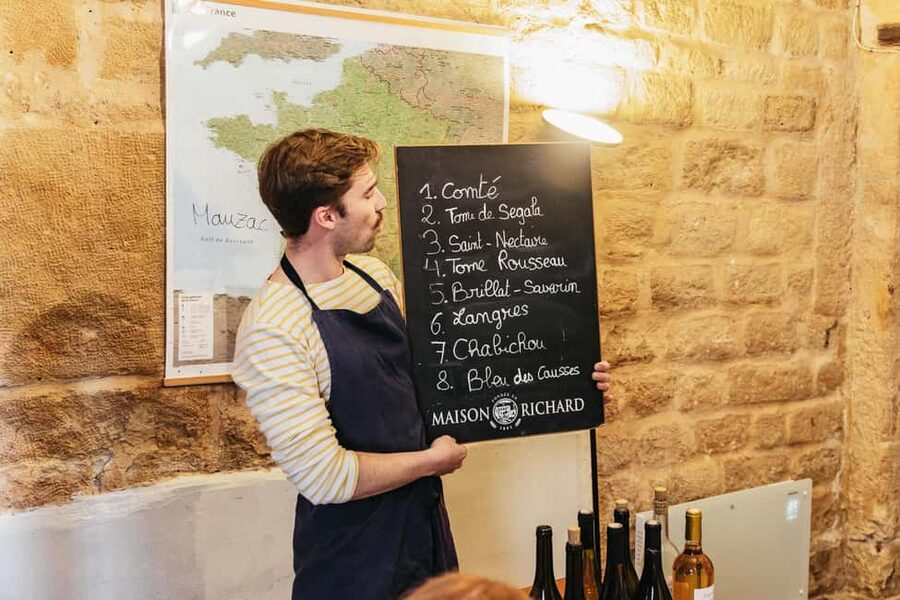 Cheese & Wine Tasting in Montmartre with Local Cheesemonger - Is $70 a fair price?